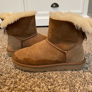 UGG Bailey bow mini boot